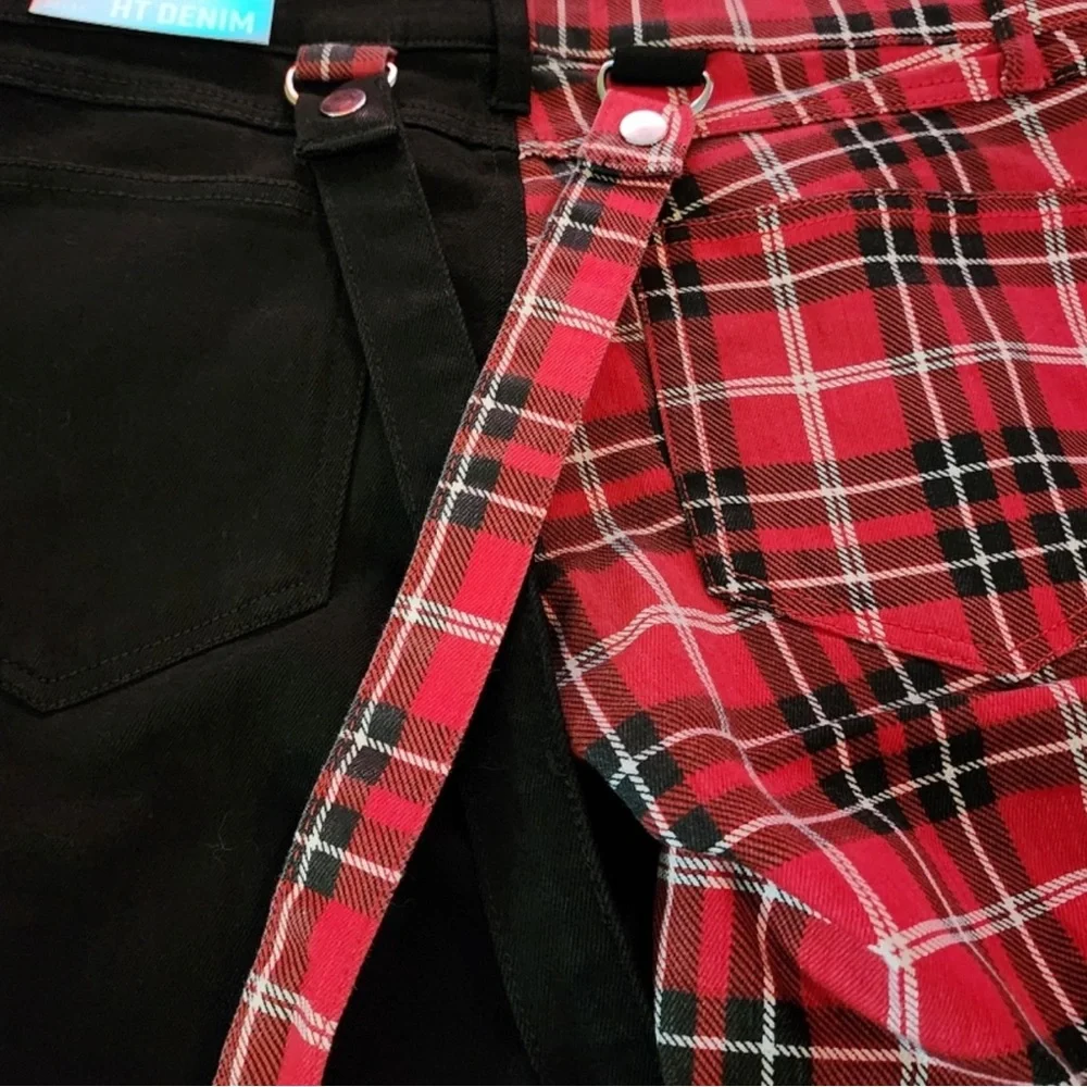 Hot Topic Red and Black Plaid Men Pants - Picture 5 of 8
